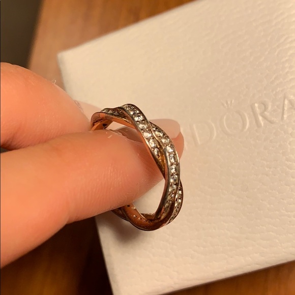 Pandora Sparkling Twisted Lines Ring Rose Gold 4.5 - Picture 5 of 5